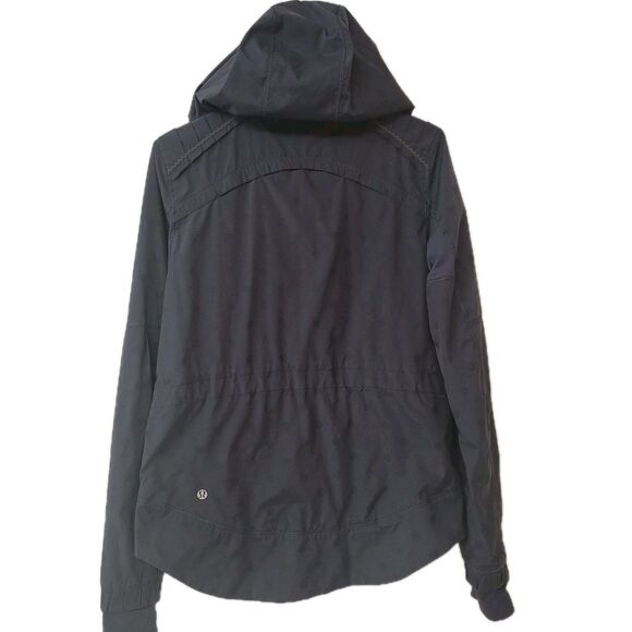 Lululemon Hooded Windbreaker Light Active Navy Blue Dot Print Women Sz 6 Jacket - Picture 4 of 12